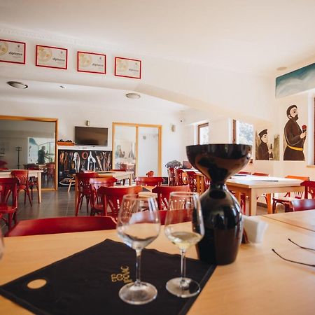 Eco Winery Lipovac Apartments Цетине Экстерьер фото